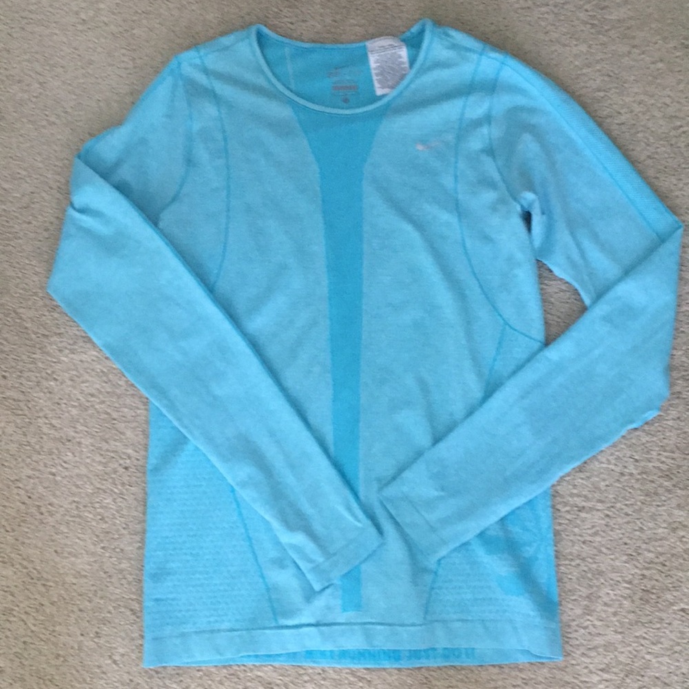 Nike Dri-Fit Capri blue long sleeve shirt